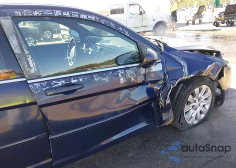 2014 Chrysler 200 Lx z USA, uszkodzony, nr VIN 1C3CCBAB8EN142773